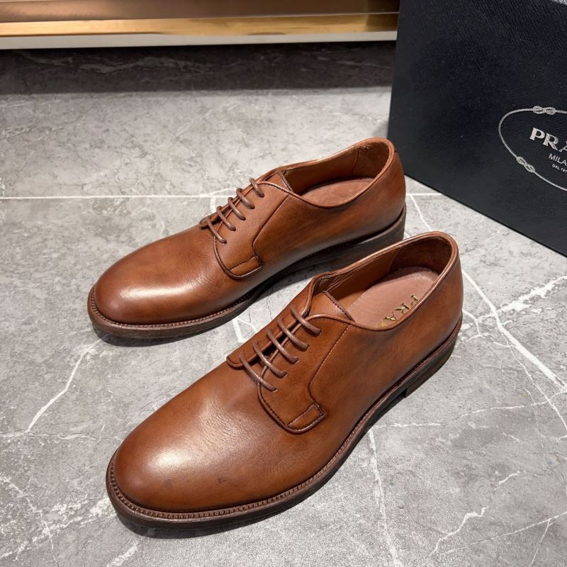 Pra*a leather shoes